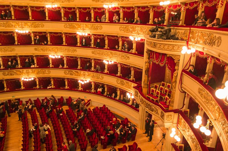 150404_1835_T04387_Mailand_hd.jpg - Mailand, Teatro alla Scala