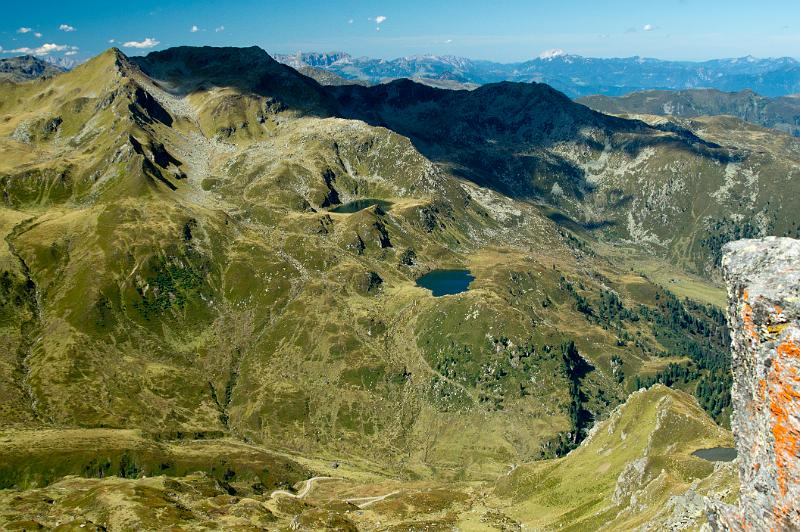110910_T8084_Kroendlhorn.jpg - Schafsiedel und Wildalmseen vom Kröndlhorn