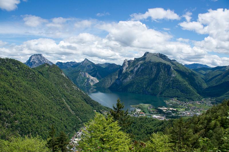 130520_1234_T00922_Hoellengebirge_hd.jpg - Traunsee von der "Hohen Rast"