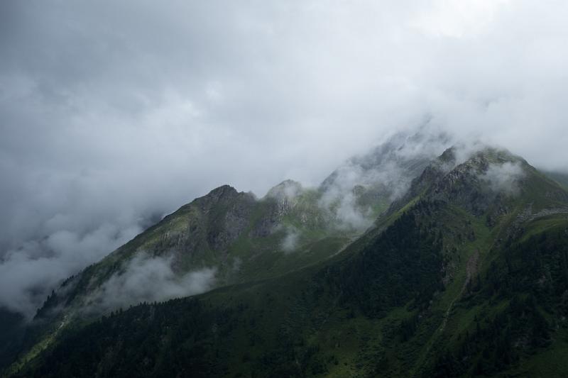 160728_1603_T08038_FranzSennHuette_hd.jpg - Wolkenstimmung an der Franz-Senn-Hütte