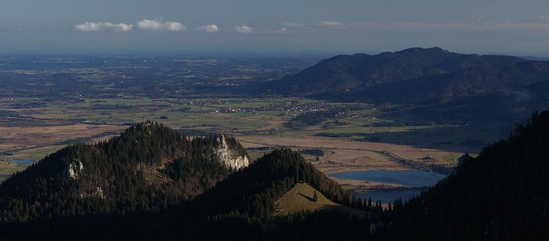 DSC900225_091128_Rauheck_Kochelsee_c.JPG - Blick vom Rauheck auf den Kochelsee