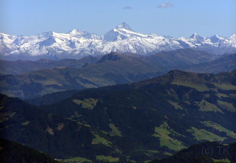 P9040064_030904_Guffert_WeisseBerge_cp.jpg - Blick vom Guffert Richtung Süden