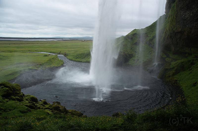 100704_A0380_Seljalandsfoss.jpg - Seljalandsfoss - q.e.d.