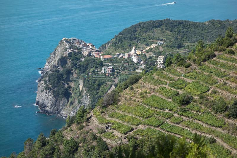 130920_1254_T02083_Monterosso_BorgoDeiCampi_hd.jpg - Corniglia, Cinque Terre